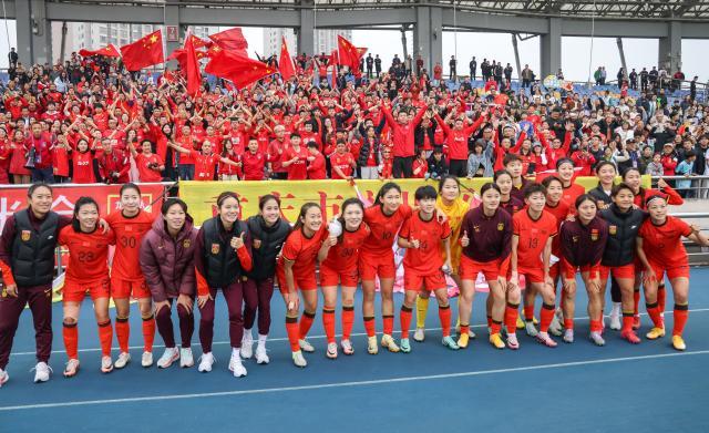 1744118906894089775.jpg (体育)(3)足球——永川国际女足锦标赛:中国队胜乌兹别克斯坦队XxjpseC007185_20250405_PEPFN0A001.jpg